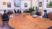 شاهد.. الرئيس عبد الفتاح السيسي يجتمع برئيس مجلس الوزراء ووزير الكهرباء والطاقة المتجددة