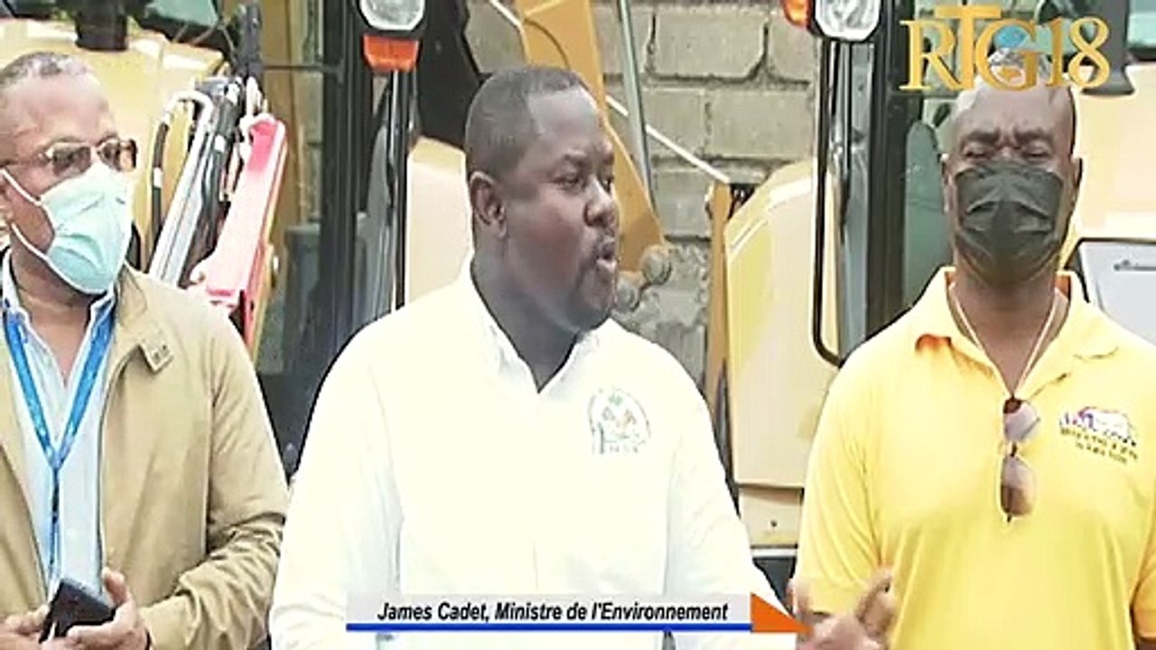 Minis anviwonman an James Cadet anonse ansanm mezi li pran pou fè fas ak sezon siklonik la.