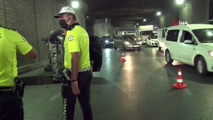 Esenyurt'ta otomobile çarpan araç takla attı