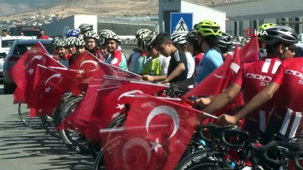 Olimpiyat üçüncüsü Taha Akgül baba ocağında