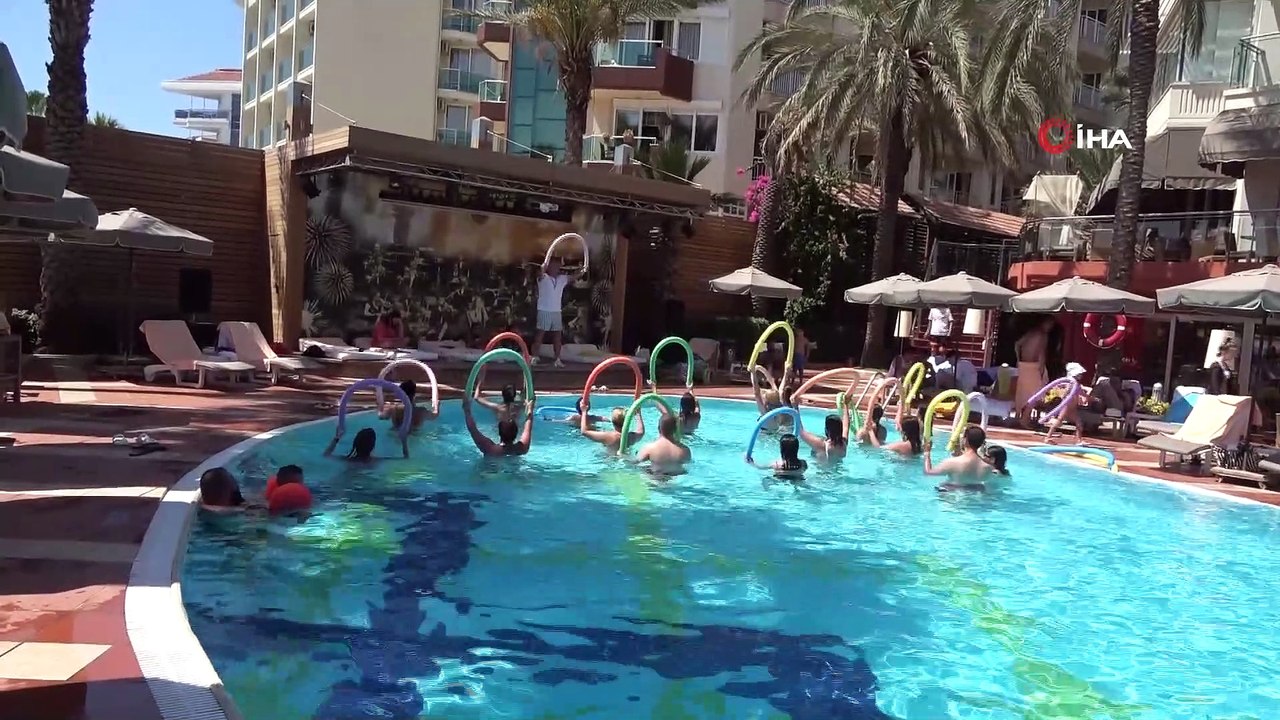 Marmarisli turizmciler: 'Marmaris eski pırıltılı günlerine dönecek'