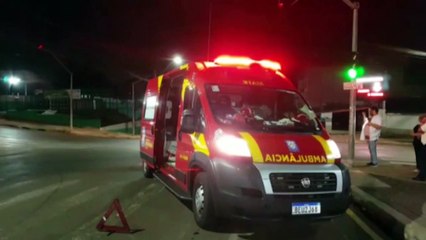 Duas pessoas ficam feridas em acidente de trânsito na Rua Europa, no Bairro Periolo