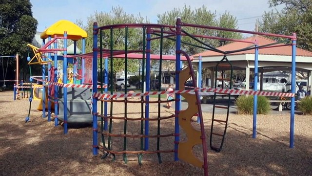 Tougher lockdown measures introduced in Melbourne