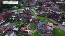 شاهد: آثار دمار إعصار ضرب مناطق في شمال ألمانيا