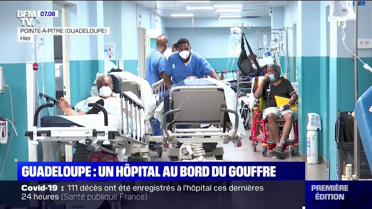 Covid-19 en Guadeloupe: immersion dans un hôpital au bord du gouffre à Pointe-à-Pitre