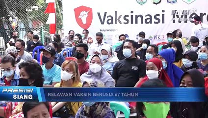 Relawan Tertua di Gerai Vaksinasi Merdeka Sawah Besar