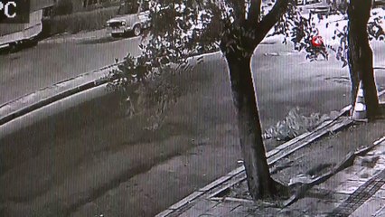 Konya'daki küs eşiyle görüşüp barışabilmek için iki ayrı kamyonet çaldı, o anlar kameraya böyle yansıdı