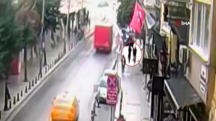 Taksim’de akılalmaz olay: Tarihi şamdanı çalıp hurda fiyatına sattı