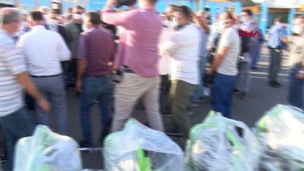 DİYARBAKIR'DA İHTİYAÇ SAHİBİ ÇİFTÇİLERE MALZEME DAĞITIMI