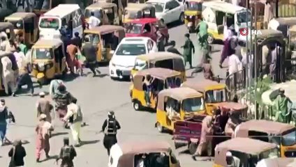 - Afganistan'da Taliban'a 'bayrak' protestosu: 2 ölü, 12 yaralı