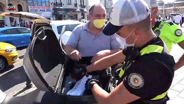 Ceza Kesilen Taksiciden İlginç Tepki: Allah Razı Olsun - TGRT Haber