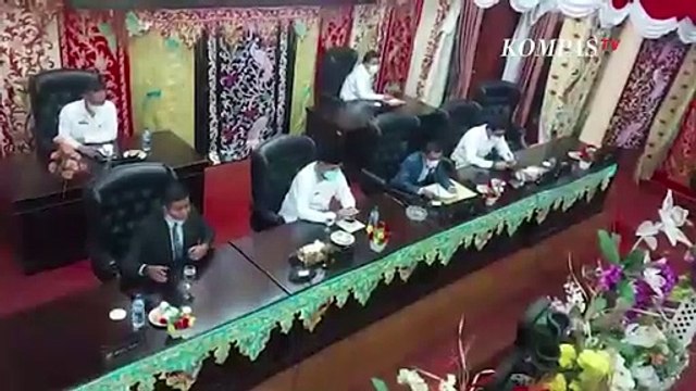 Sidang Paripurna di Solok Rusuh, Anggota DPRD Nyaris Baku Hantam..