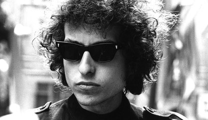 Bob Dylan demandado por presuntamente abusar sexualmente de una niña de 12 años en la déca