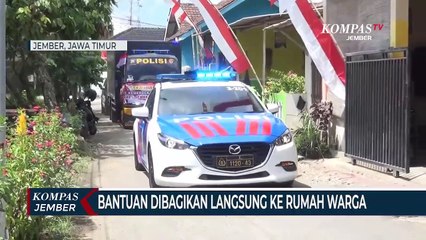 Polisi dan Jurnalis Bagikan Beras ke Warga di 4 Kecamatan Terdampak Pandemi