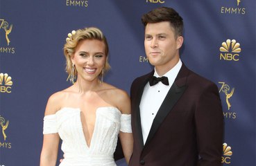 Download Video: Colin Jost bestätigt Schwangerschaft von Scarlett Johansson