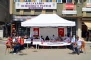 MUŞ'TA EVLAT NÖBETİNDEKİ AİLELERE DİYARBAKIR'DAKİ AİLELERDEN DESTEK