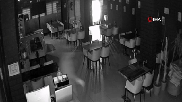 Mardin’de kafeye giren hırsız tablet, bilgisayar ve bahşiş kutusu çaldı