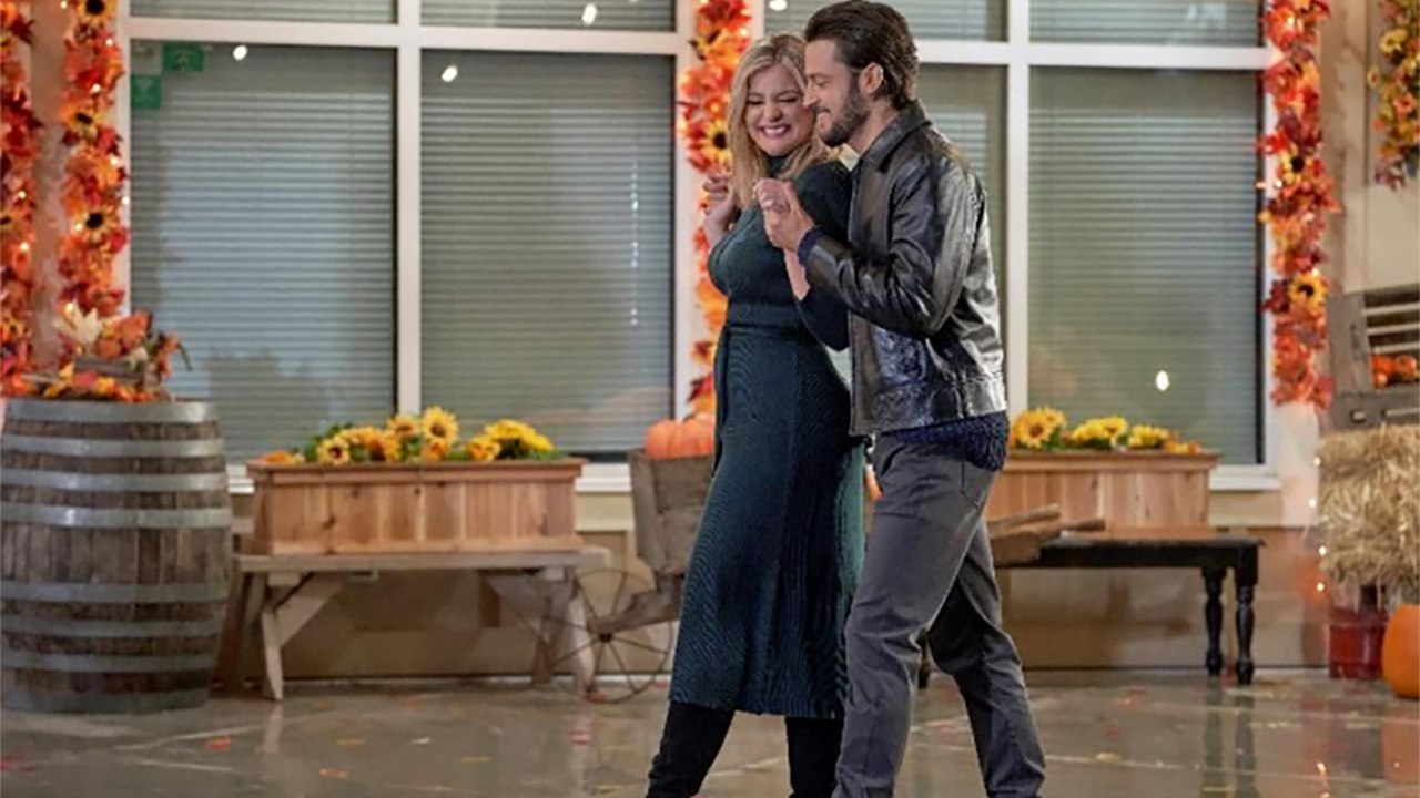 Mark Your Calendars! Hallmark Is Premiering 6 New Movies This Fall