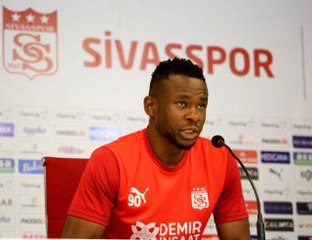 Leke James: "Hocamız bize talimatlar verdi"