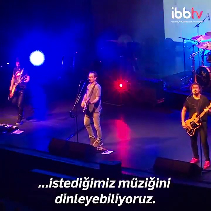 İmamoğlu Konserlerde boş kalan koltuklar artık gençlerin