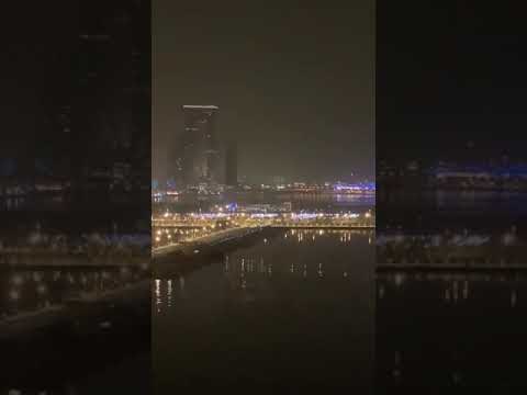 عاجل - اللحظات الأولى ل حادثة مرفأ جبل علي في دبي