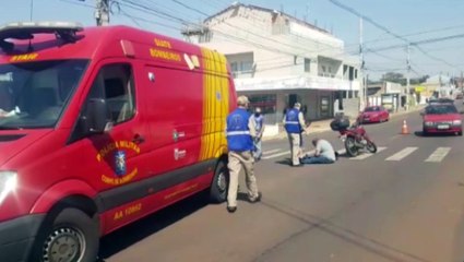 Download Video: Motociclistas ficam feridos após colisão entre motos no Bairro Santa Cruz, em Cascavel