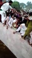 1 - مینار پاکستان میں کیا ہوا؟