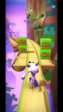 Frosty Lab Assistant Battle Run Gameplay On The Great Gate 3 - Crash Bandicoot: On The Run!