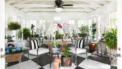 Transform Your Old Garden Shed or Carriage House into a Haven with These Four Pro Tips