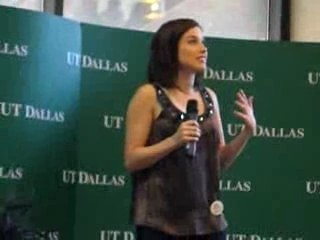 Sophia Bush At Univeristy of Texas at Dallas ( Obama Rally )