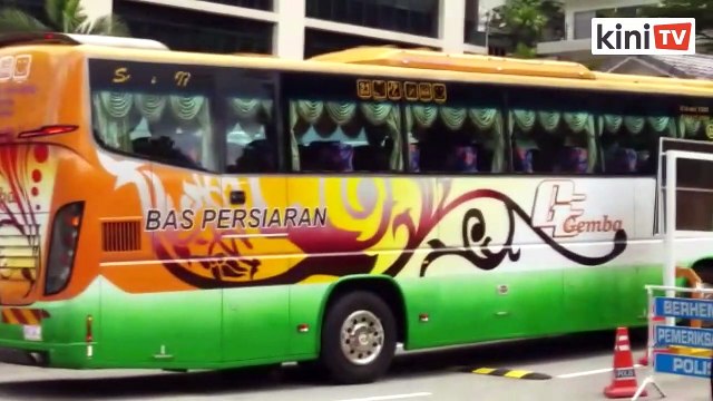 1:20pm: Ismail Sabri tiba di Istana Negara