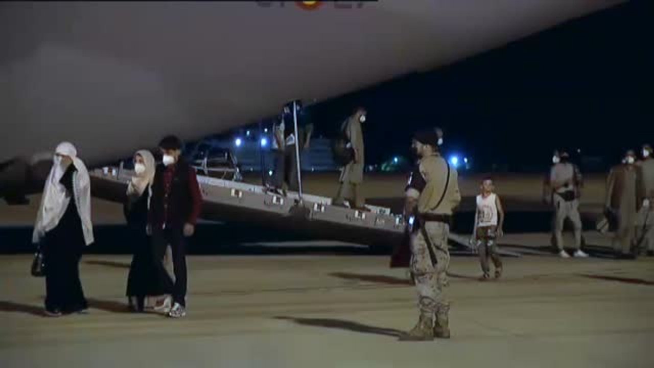Llega a Madrid el primer avión militar enviado a Afganistán