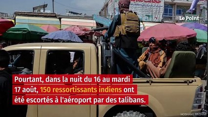 Sous escorte des talibans, des Indiens évacués d'Afghanistan en pleine nuit