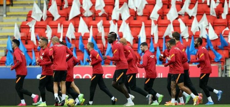 Randers - Galatasaray maçı ne zaman, hangi kanalda? Randers - Galatasaray maçı şifresiz mi? Randers - Galatasaray maçı hakemi kim?