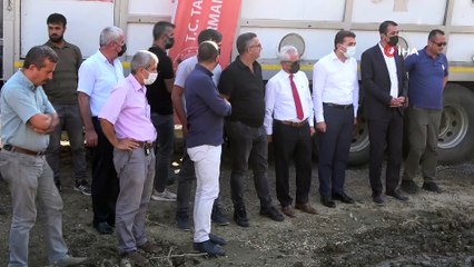 Bingöl’de baraj ve göletlere 1 milyon 200 bin yavru sazan bırakıldı
