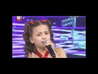 Berna Karagözoglu Ellerini Çekip Benden by Mostafa Khalifa