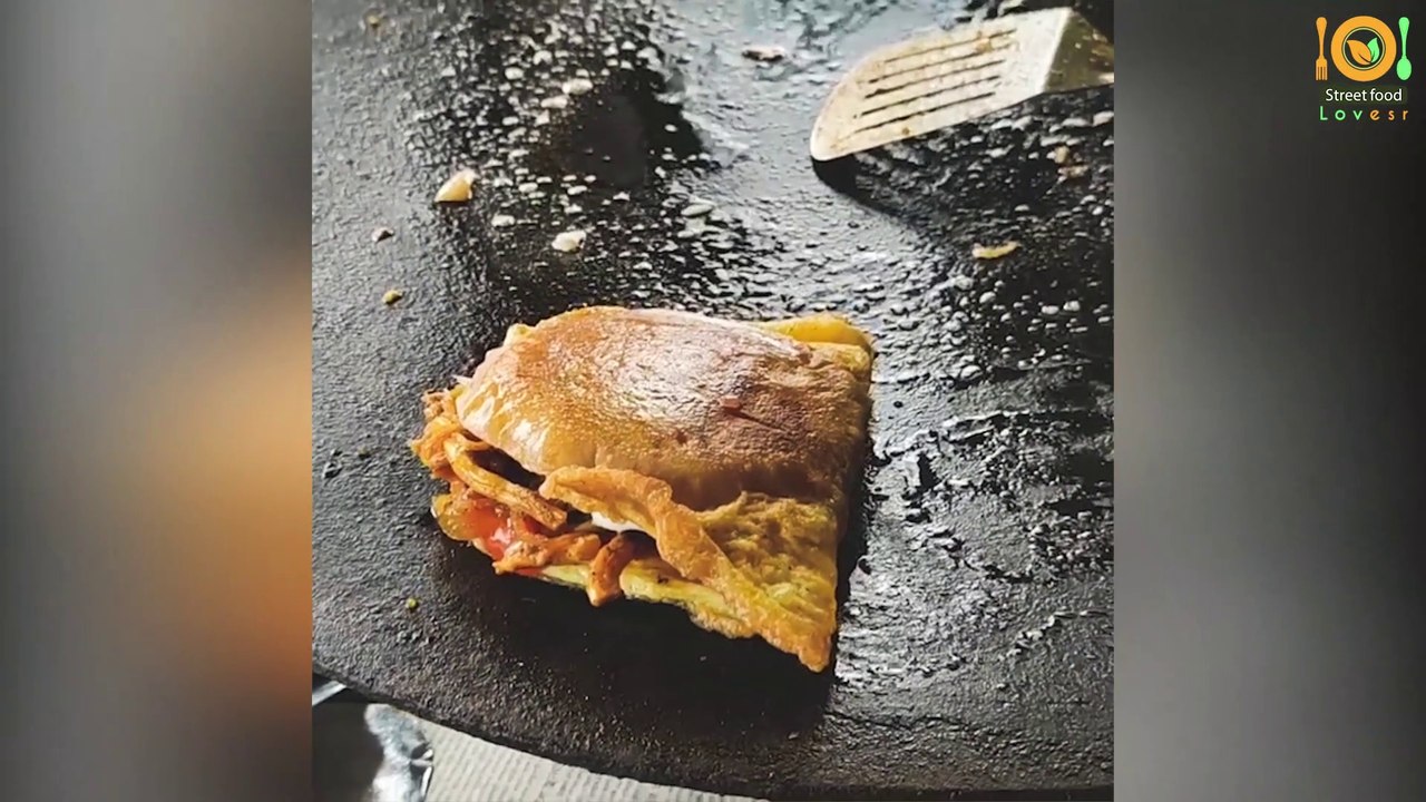 Chicken Burger  - Indian Street Food