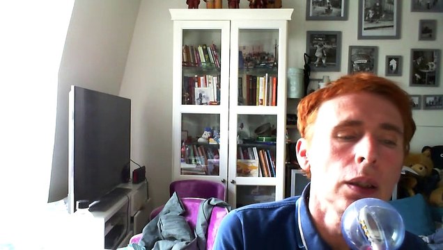 Wiwi égratigne little cowboy