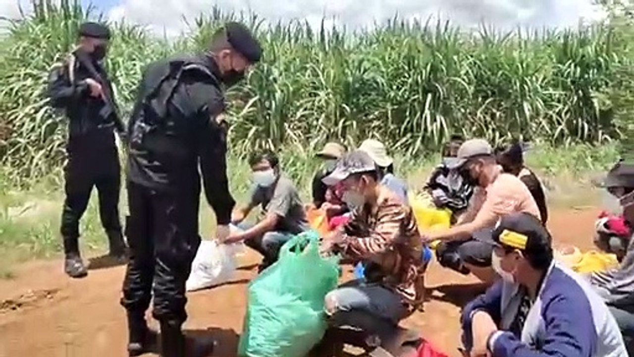 หลบหนี