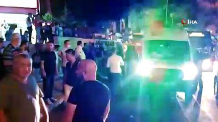 Bursa'da can pazarı! Kamyonet vatandaşların arasına daldı
