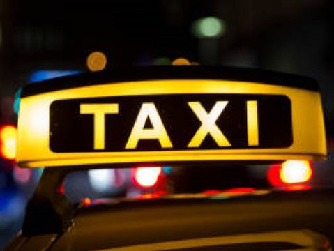 Blinkendes Taxischild: Darum solltest du sofort die Polizei rufen