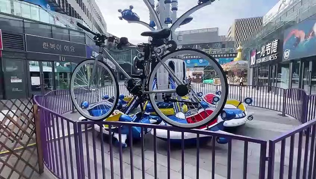 Chinese AI Architect Builds Self-Driving Bicycle