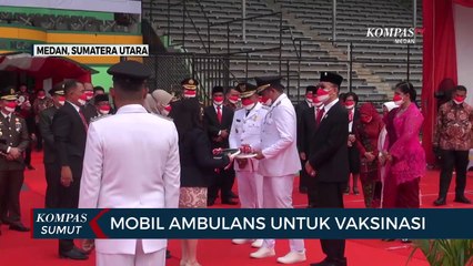 Mobil ambulans untuk vaksinasi