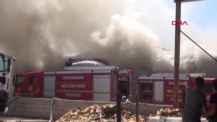 KARAMAN'DA KERESTE DEPOSU YANGINI