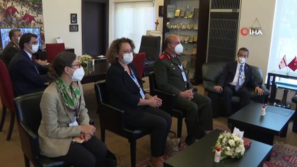 Bakan Akar, KKTC Dışişleri Bakanı Ertuğruloğlu ile görüştü