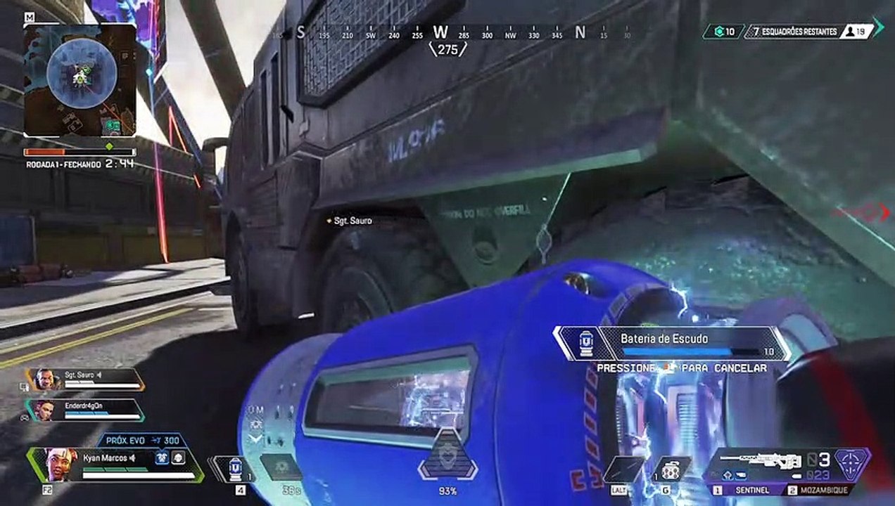 Como ser o pior jogador de apex legends do planeta! [Top Apex Legends Clips]