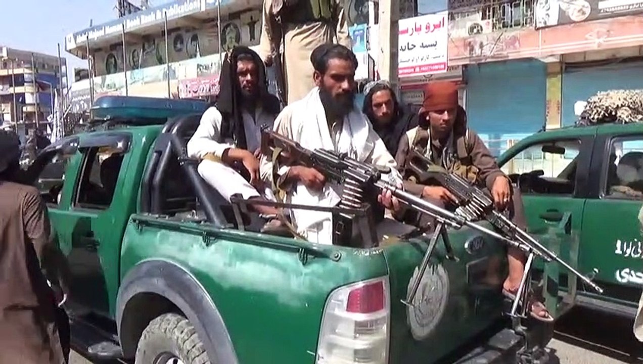 Refugiados afegãos começam a chegar à Europa