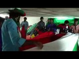 أفغاني يحيك أطول علم لدولة الإمارات  احتفالا باليوم الوطني الـ44