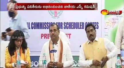 సీఎం జగన్‌ను కలిసిన జాతీయ ఎస్సీ కమిషన్‌ సభ్యులు