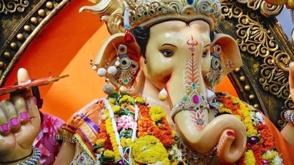 Maharashtra: People demands for offline darshan of Bappa